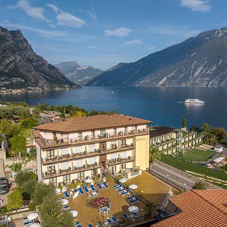 Hotel Garda Bellevue Limone sul Garda Exterior photo