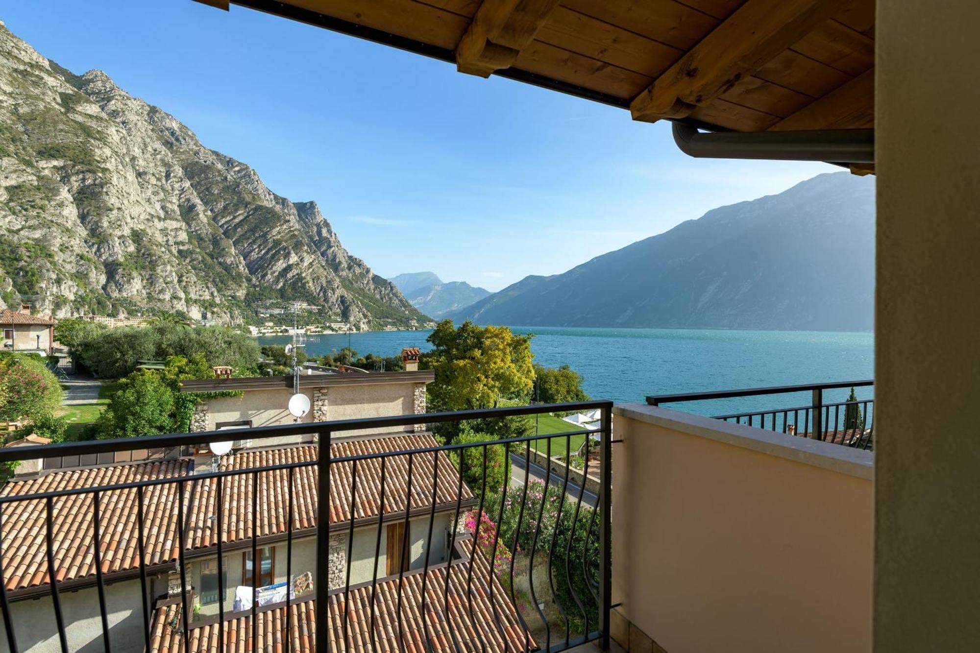 Hotel Garda Bellevue Limone sul Garda Exterior photo
