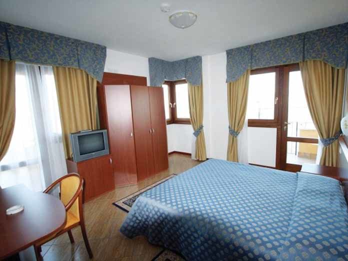 Hotel Garda Bellevue Limone sul Garda Exterior photo
