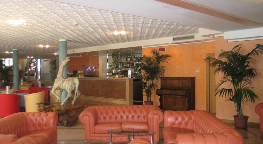 Hotel Garda Bellevue Limone sul Garda Exterior photo